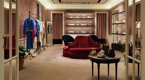 gucci via dei mille|gucci naples ny.